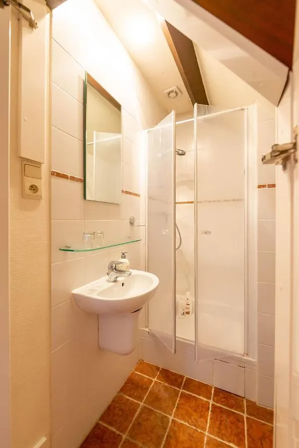 B&B Geerwijn Μπριζ 3*,