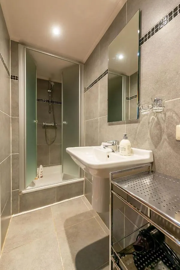 Bed and Breakfast B&B Geerwijn Μπριζ